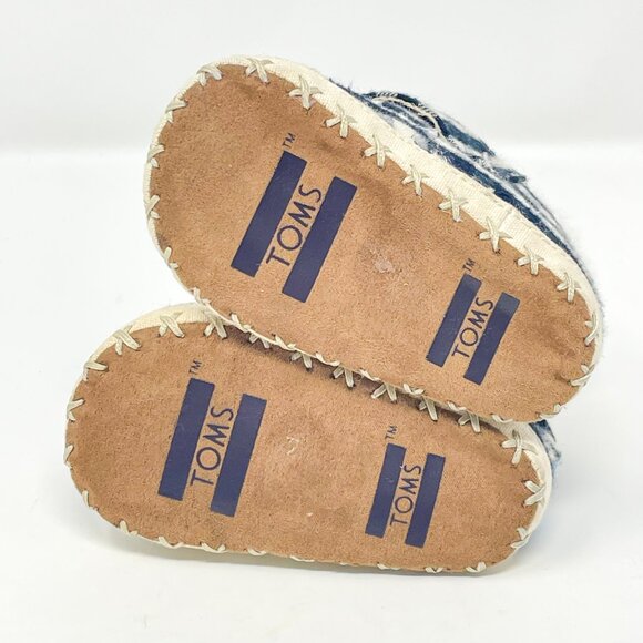 TOMS Buffalo Plaid Infant Boots Size 3 Moccasins Furry - Picture 6 of 8